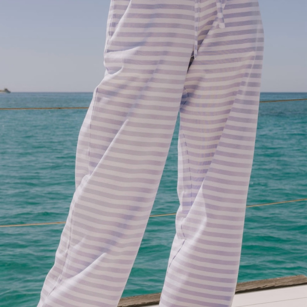 Daily Drills xs/s Striped Lavender and White Lounge Pants BRAND NEW!!
